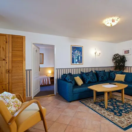 Alice Apartment House-2